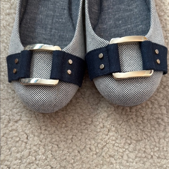 Dr. Scholl's White and Blue Flats with Decorative Bow - Picture 9 of 9